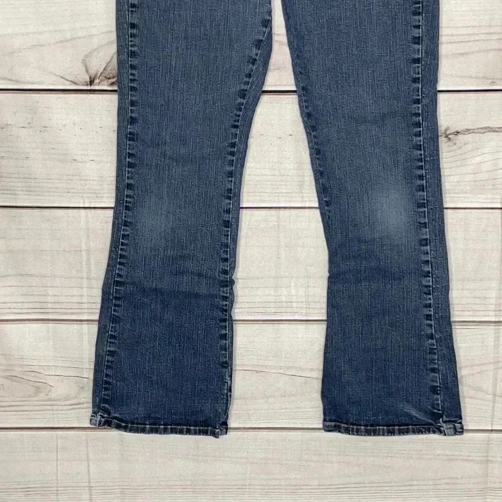 Lee Bootcut Jeans Women 6 Petite Blue Medium Wash Low Rise Stretch Denim - Picture 3 of 11